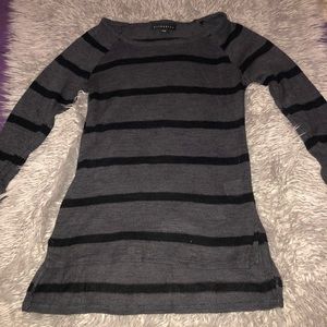 Stripped long sleeve